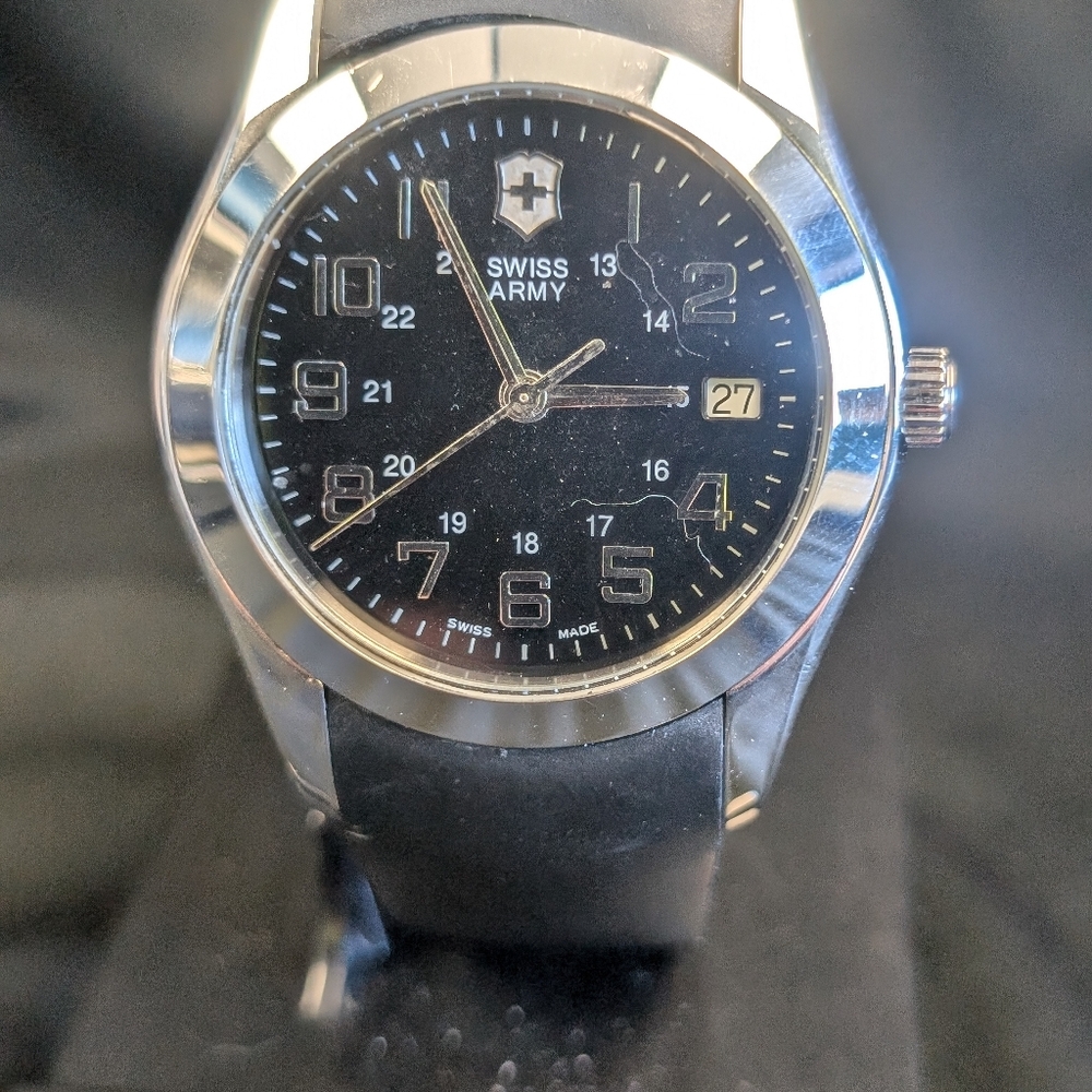 Men's victorinox swiss army men's alliance